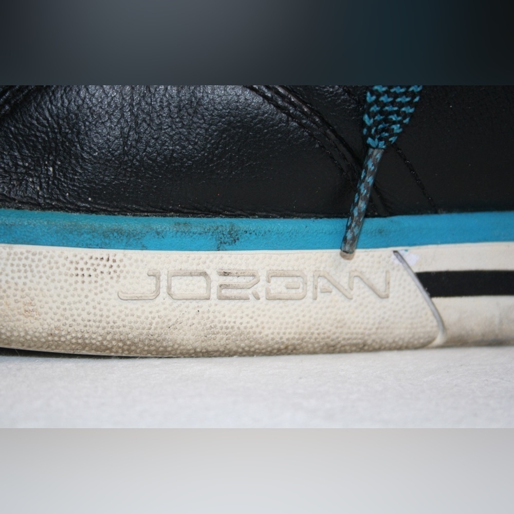 Jordan "Phly Legend" Black/Blue Leather Shoes Size: 9.5 (men) - Picture 7 of 10